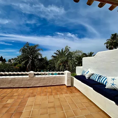 Cozy Townhouse With Sea View Marbella