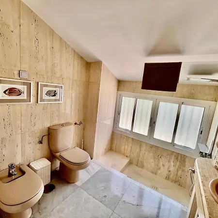 Cozy Townhouse With Sea View Dom wakacyjny